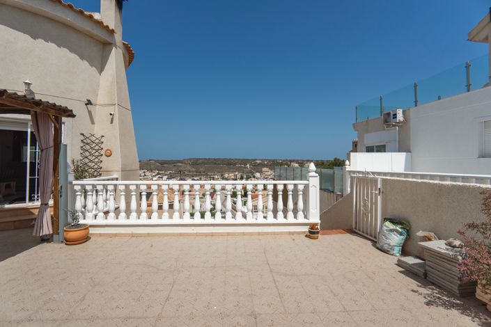 Image No.7-3 Bed Villa for sale