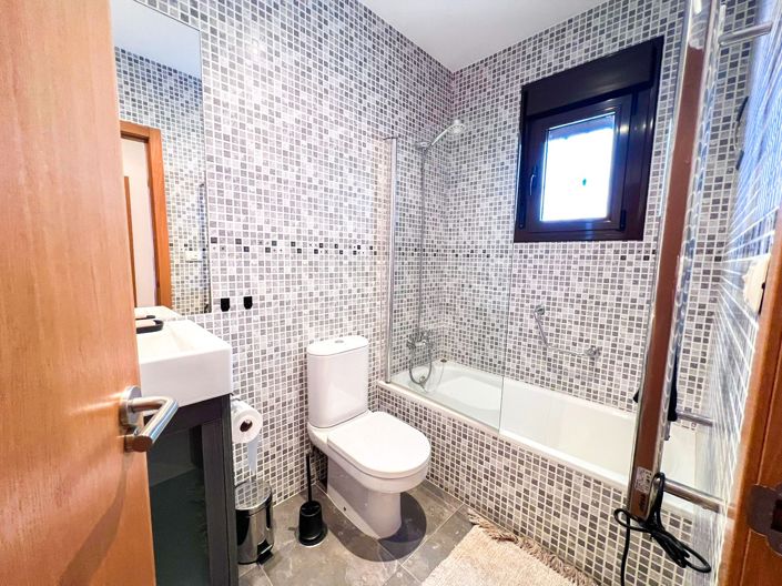 Image No.13-3 Bed Villa for sale