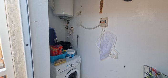 Image No.10-2 Bed Villa for sale