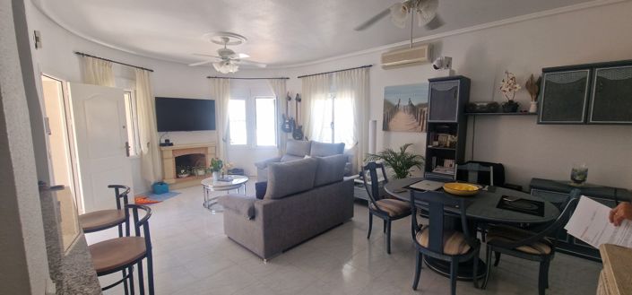 Image No.17-2 Bed Villa for sale