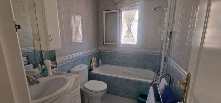 Image No.22-2 Bed Villa for sale