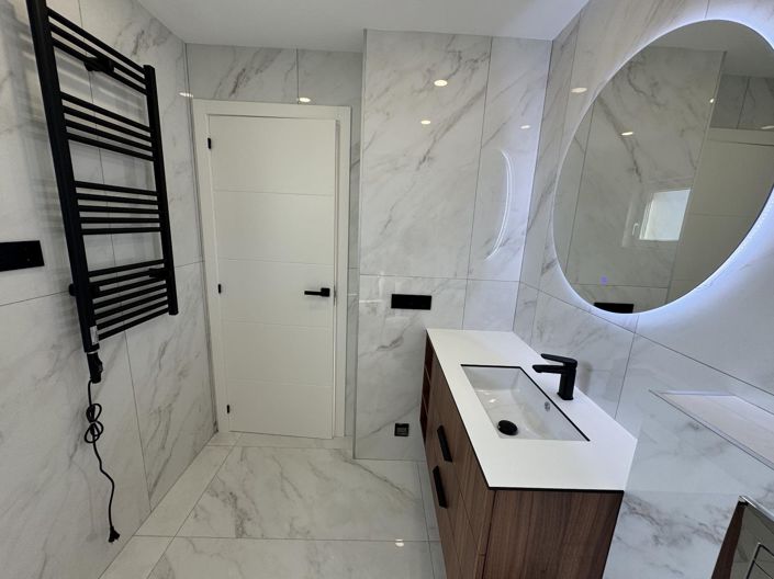 Image No.11-4 Bed Villa for sale