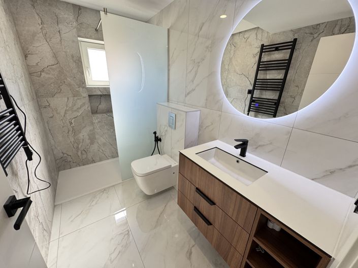 Image No.12-4 Bed Villa for sale