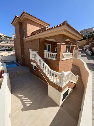 Image No.23-4 Bed Villa for sale