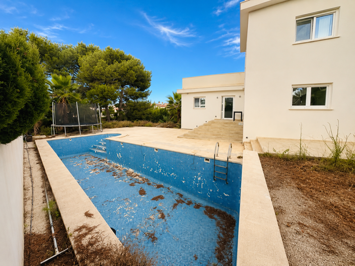 Image No.40-4 Bed Villa for sale