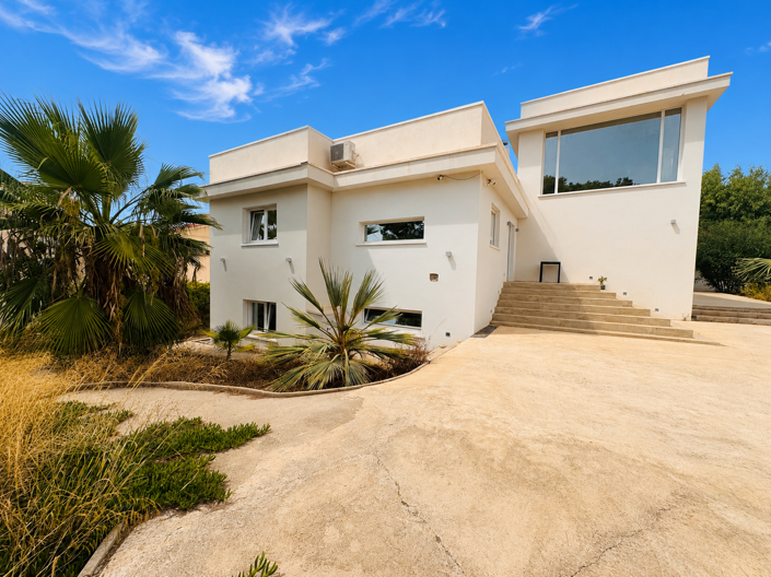 Image No.41-4 Bed Villa for sale