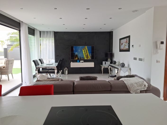 Image No.5-3 Bed Villa for sale