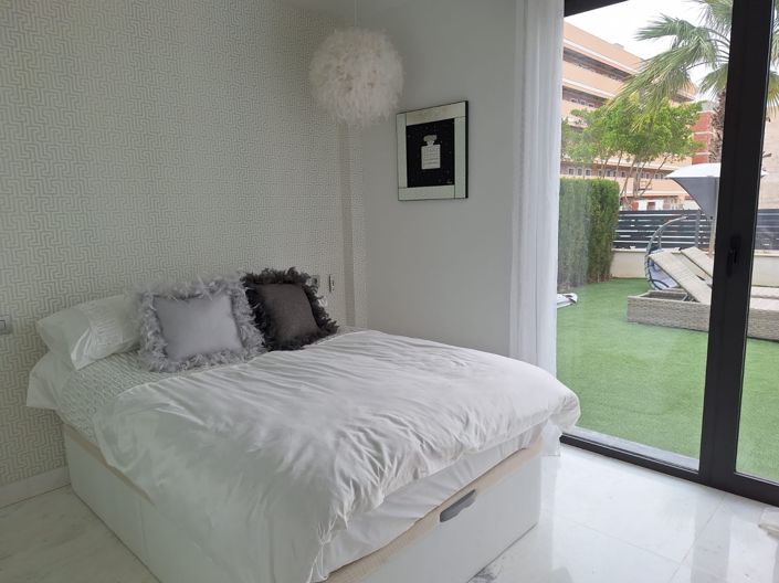 Image No.8-3 Bed Villa for sale