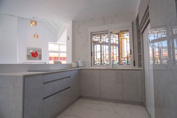 Image No.28-Villa de 5 chambres à vendre à Alicante