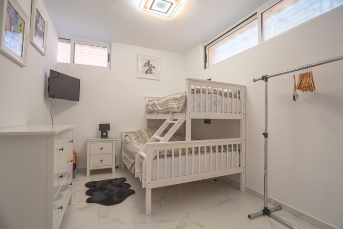 Image No.58-Villa de 5 chambres à vendre à Alicante