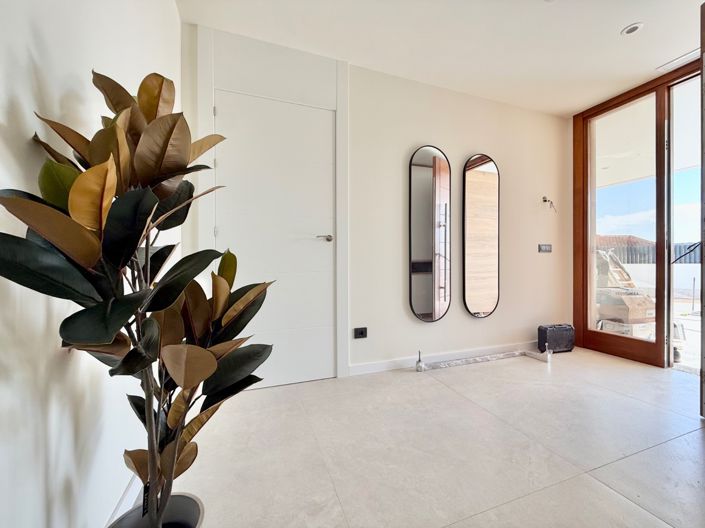 Image No.21-4 Bed Villa for sale