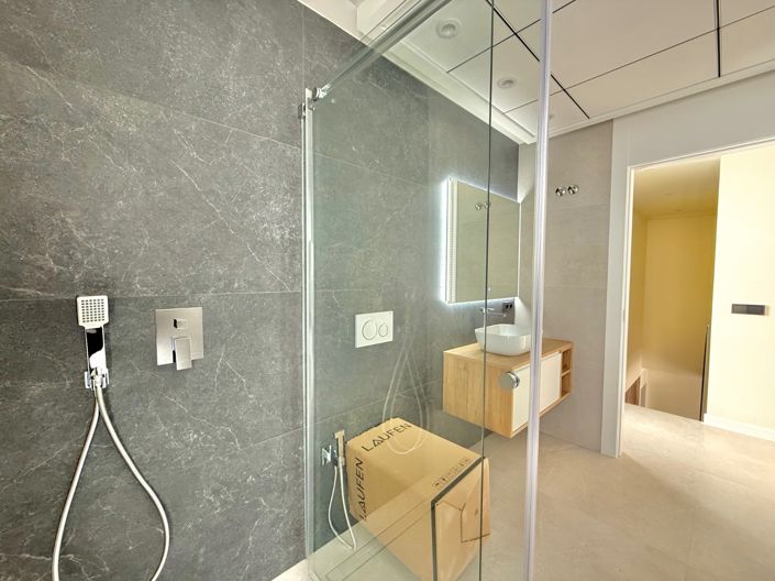 Image No.33-4 Bed Villa for sale