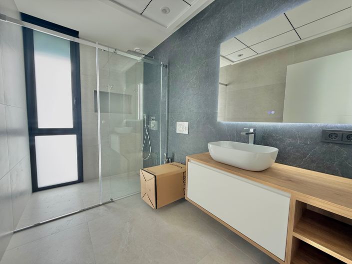 Image No.34-4 Bed Villa for sale