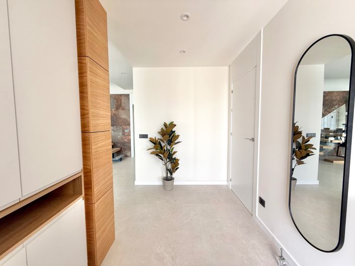 Image No.35-4 Bed Villa for sale