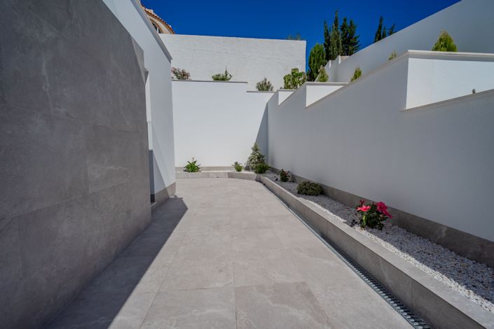 Image No.36-4 Bed Villa for sale