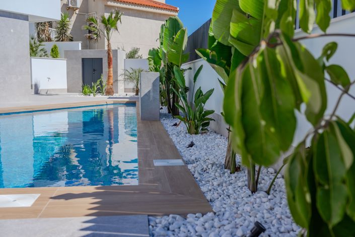Image No.38-4 Bed Villa for sale