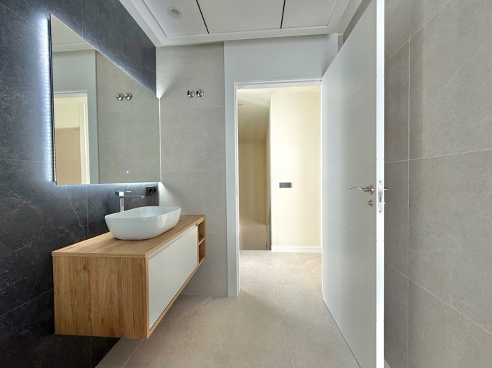 Image No.40-4 Bed Villa for sale