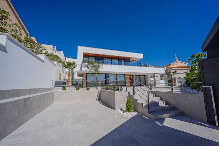 Image No.44-4 Bed Villa for sale
