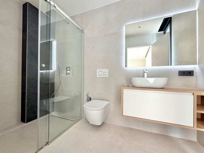 Image No.48-4 Bed Villa for sale