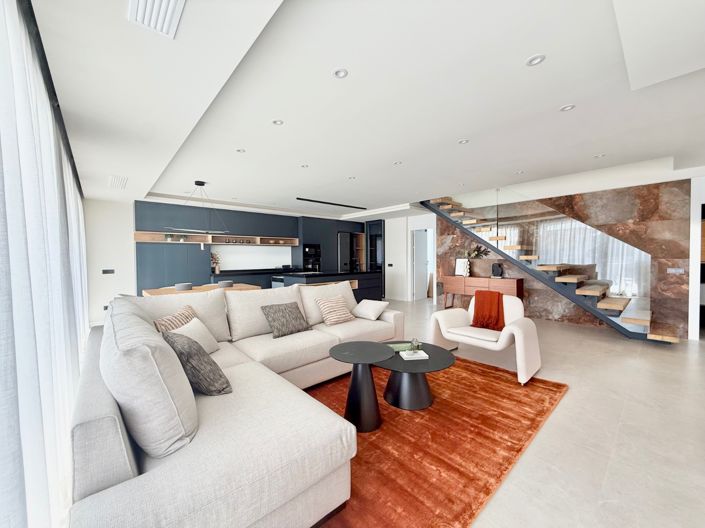 Image No.5-4 Bed Villa for sale