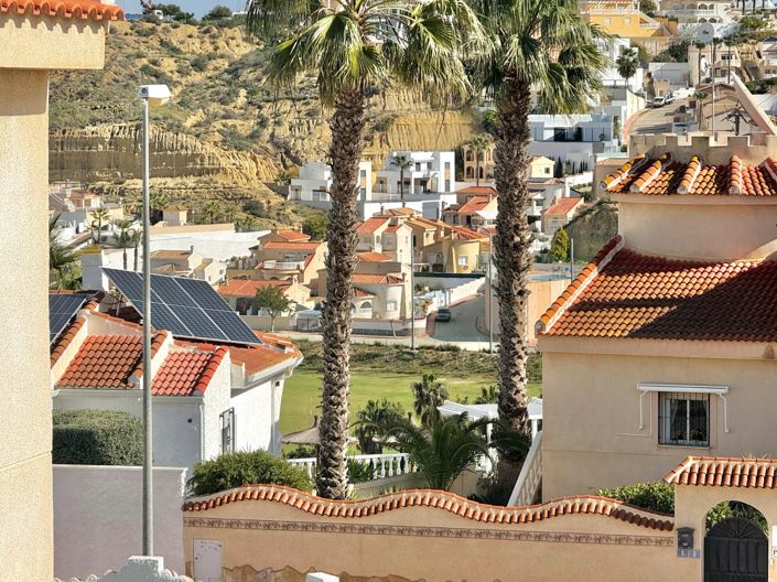 Image No.52-4 Bed Villa for sale