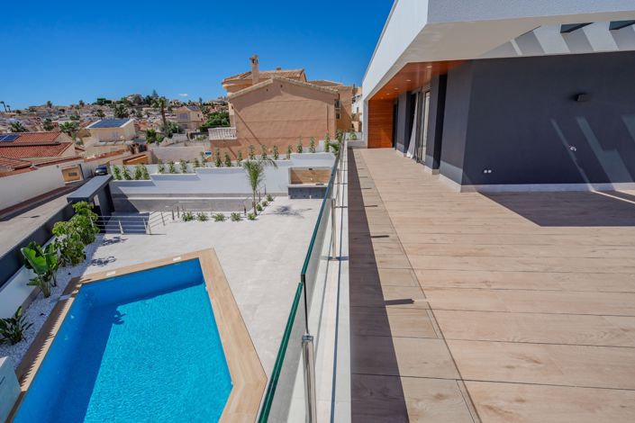 Image No.53-4 Bed Villa for sale