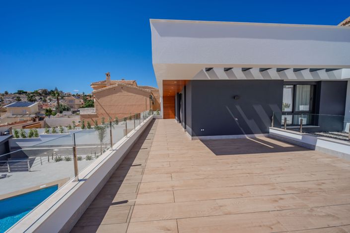 Image No.54-4 Bed Villa for sale