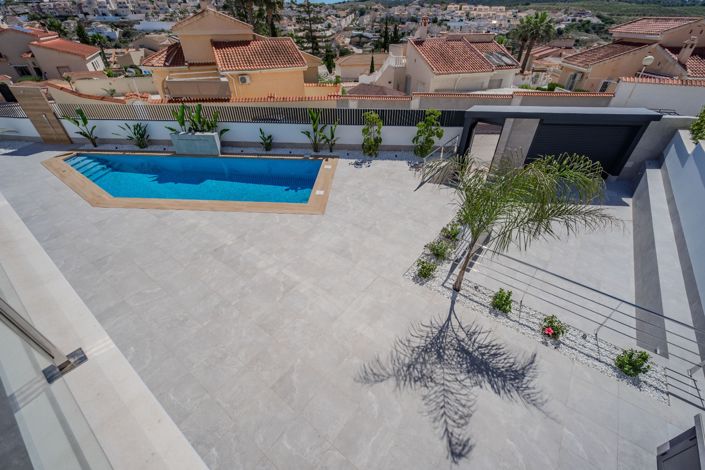 Image No.57-4 Bed Villa for sale