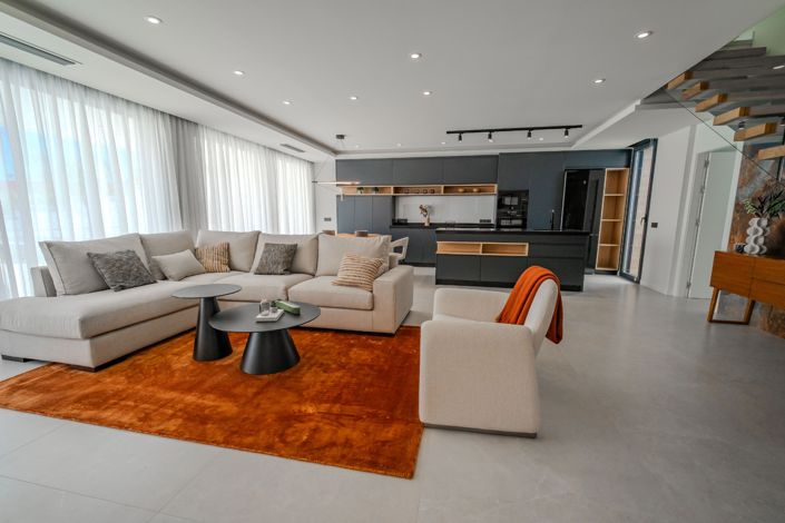 Image No.8-4 Bed Villa for sale