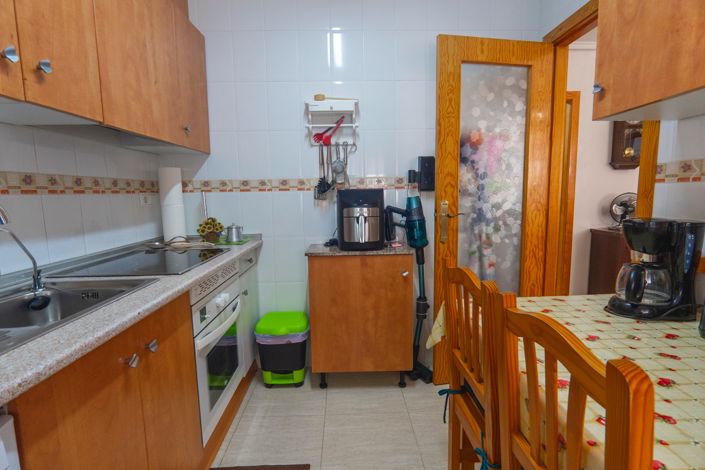 Image No.15-3 Bed House for sale