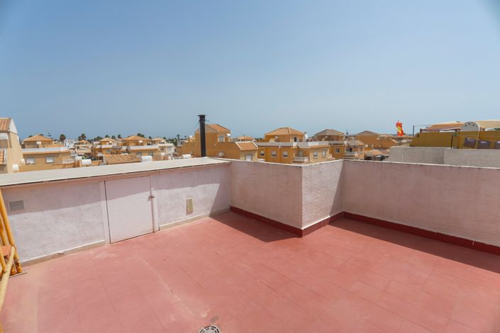 Image No.30-3 Bed House for sale