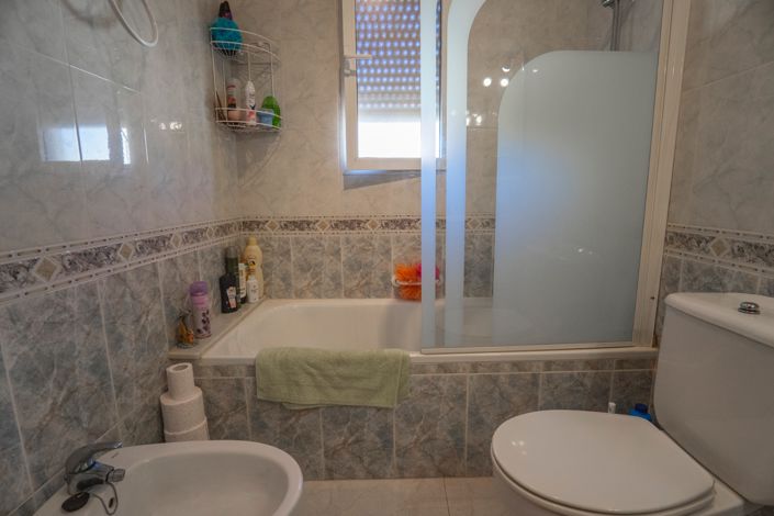 Image No.28-3 Bed Villa for sale