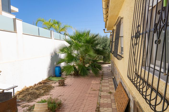 Image No.18-4 Bed Villa for sale