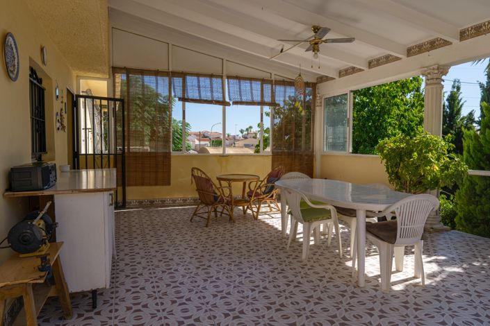 Image No.3-4 Bed Villa for sale