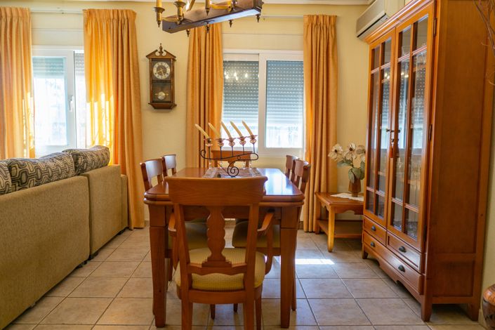 Image No.27-4 Bed Villa for sale