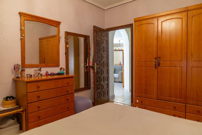 Image No.44-4 Bed Villa for sale