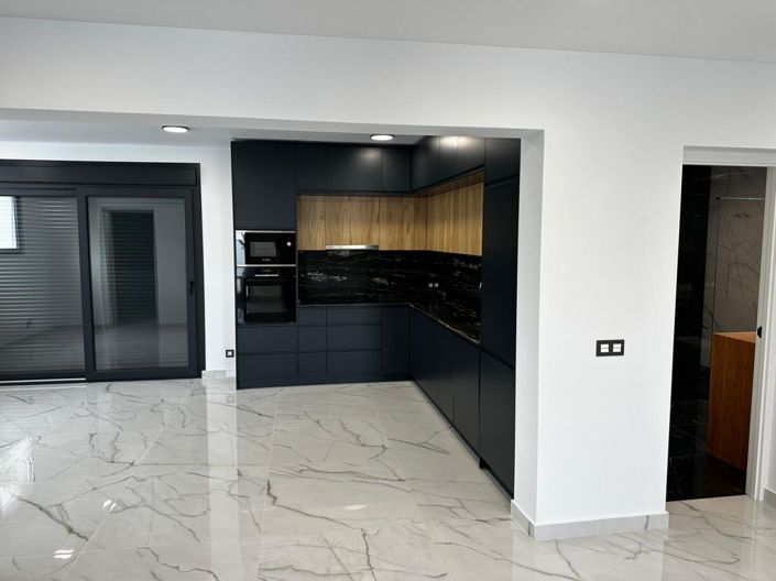 Image No.17-4 Bed Villa for sale