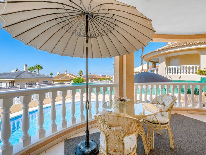 Image No.14-3 Bed Villa for sale