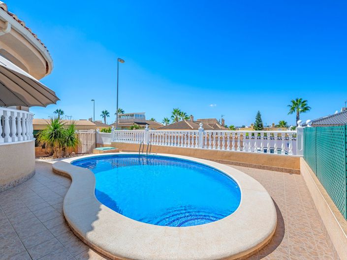 Image No.4-3 Bed Villa for sale