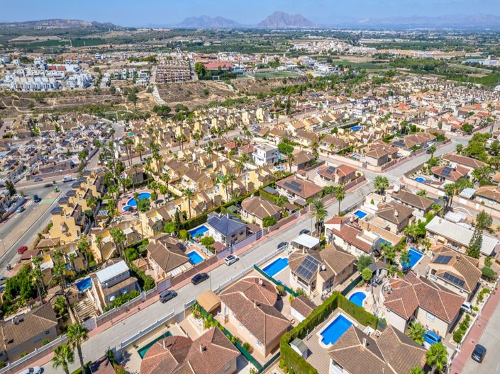 Image No.42-3 Bed Villa for sale