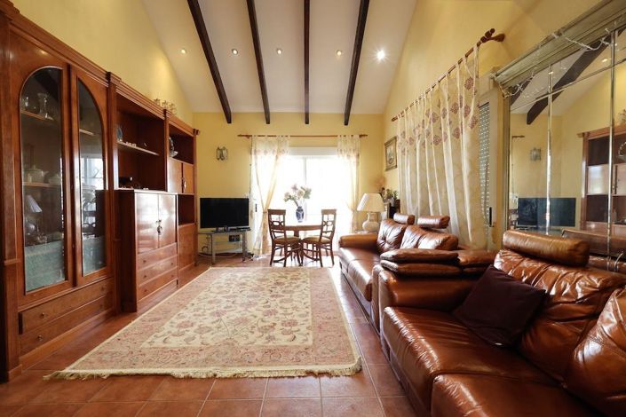 Image No.4-Villa de 4 chambres à vendre à Orihuela Costa