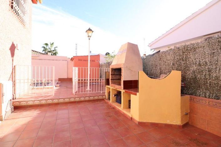 Image No.6-5 Bed Villa for sale