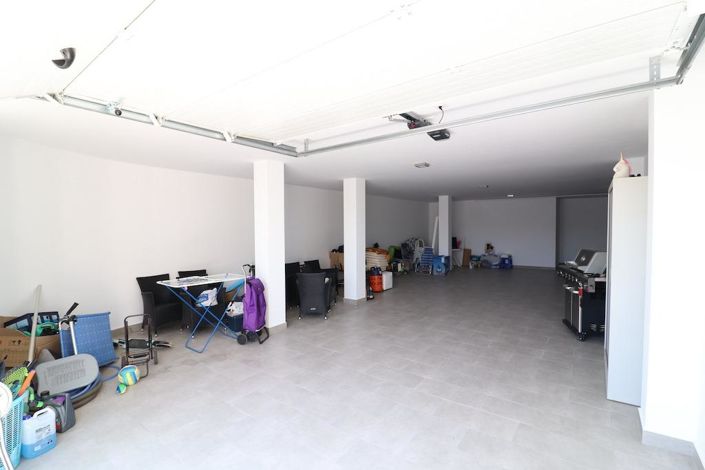 Image No.17-3 Bed Villa for sale