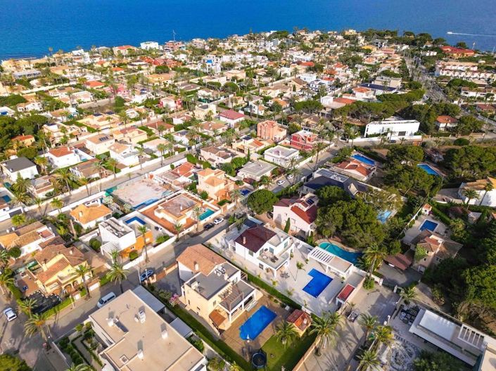 Image No.7-5 Bed Villa for sale