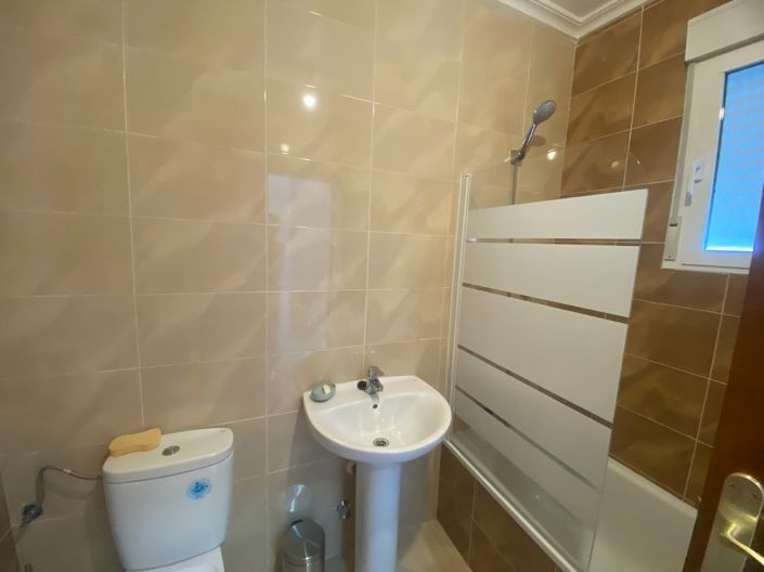 Image No.10-3 Bed Townhouse for sale