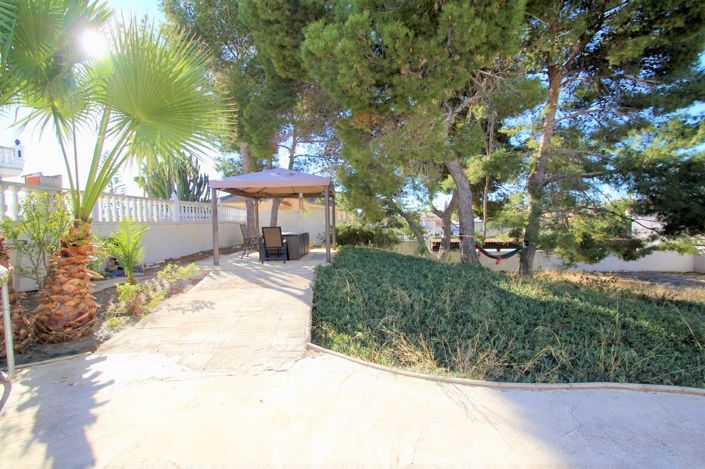 Image No.3-3 Bed Villa for sale