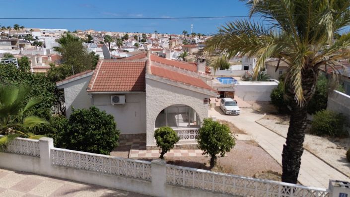 Image No.3-Villa de 4 chambres à vendre à Ciudad Quesada