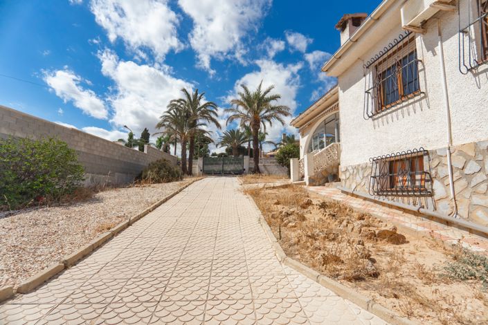 Image No.22-Villa de 4 chambres à vendre à Ciudad Quesada