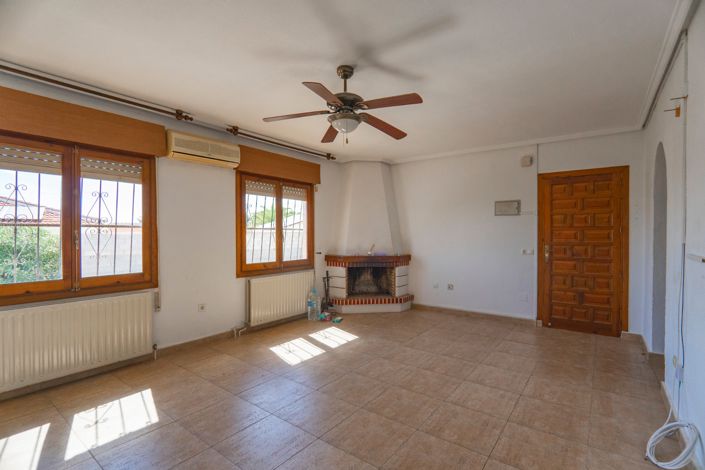 Image No.5-Villa de 4 chambres à vendre à Ciudad Quesada