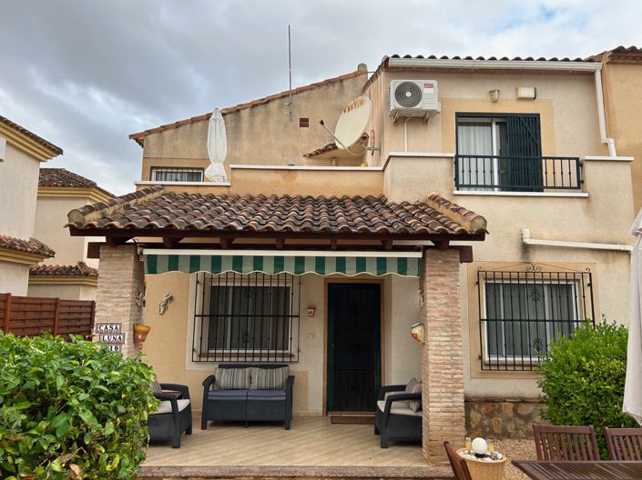 Image No.1-3 Bed House for sale